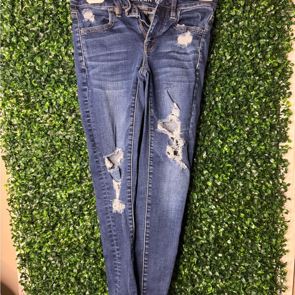 Distressed Blue Jeans American eagle